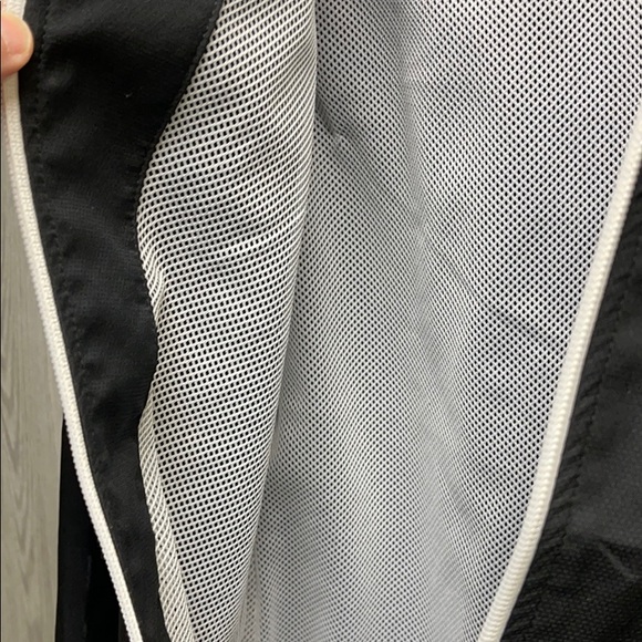 💥Women’s Reebok Jacket💥 - Picture 5 of 5